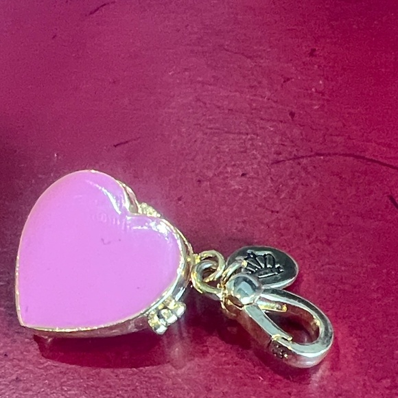 Juicy Couture Charm 2017 Limited Edition Valentines Candy Box - Picture 3 of 11